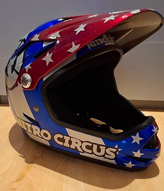 Caschi: Sanction Nitro Circus - MTB-Helm Integralhelm Mountainbike – Usato da Konolfingen venduto da sko_r5yd 1