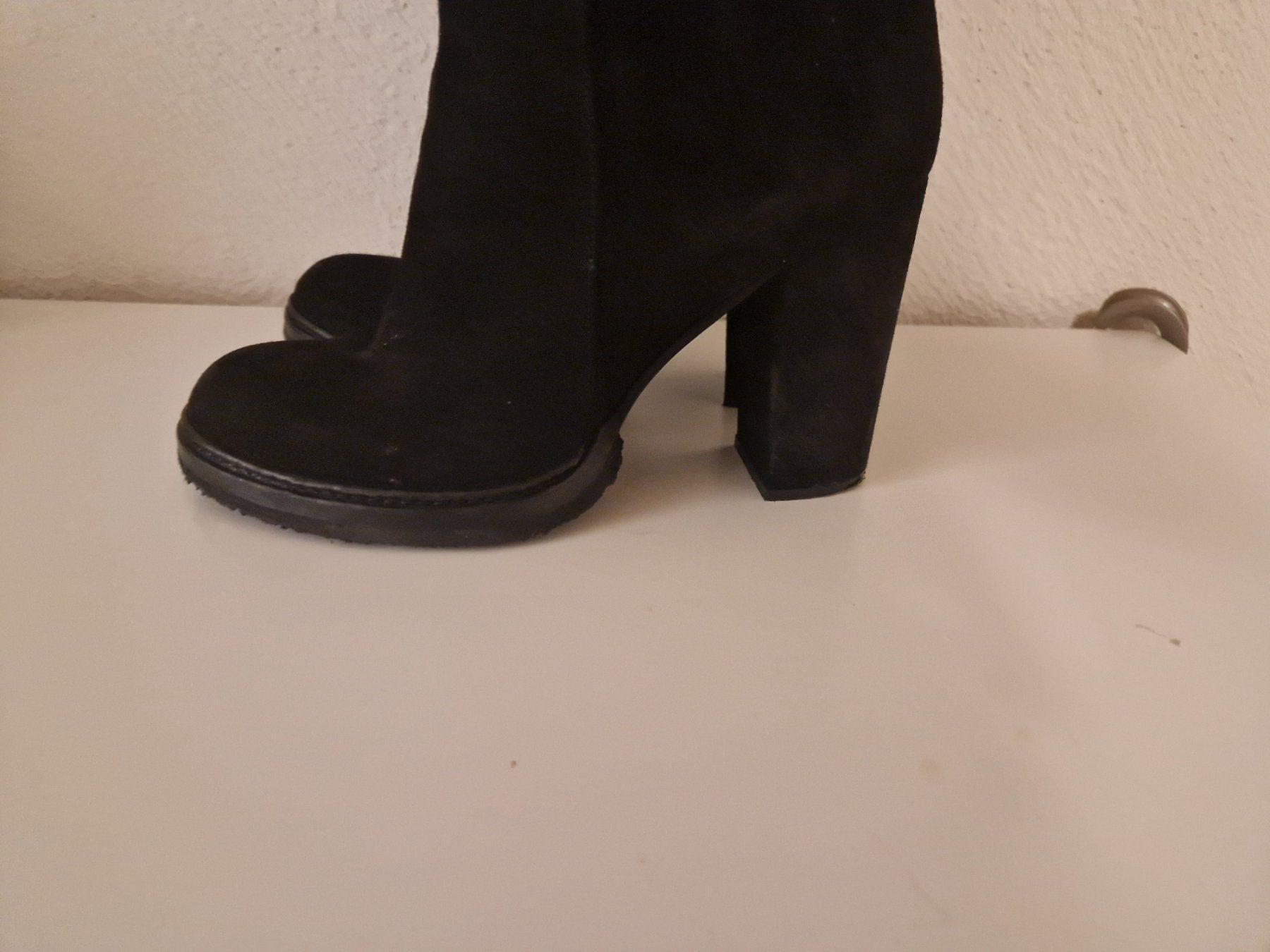 Scarpe da donna: Overknees Vicini / Giuseppe Zanotti aus Wildleder – Usato da Dietikon venduto da amelie_zh 1