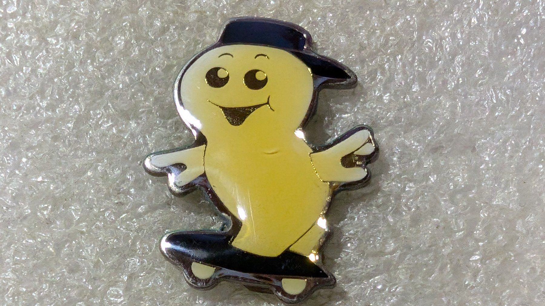 Placchette & Badge: Ansteckpin 167: Maga Bio – Usato da Oppligen venduto da Pin-Fall-Shop