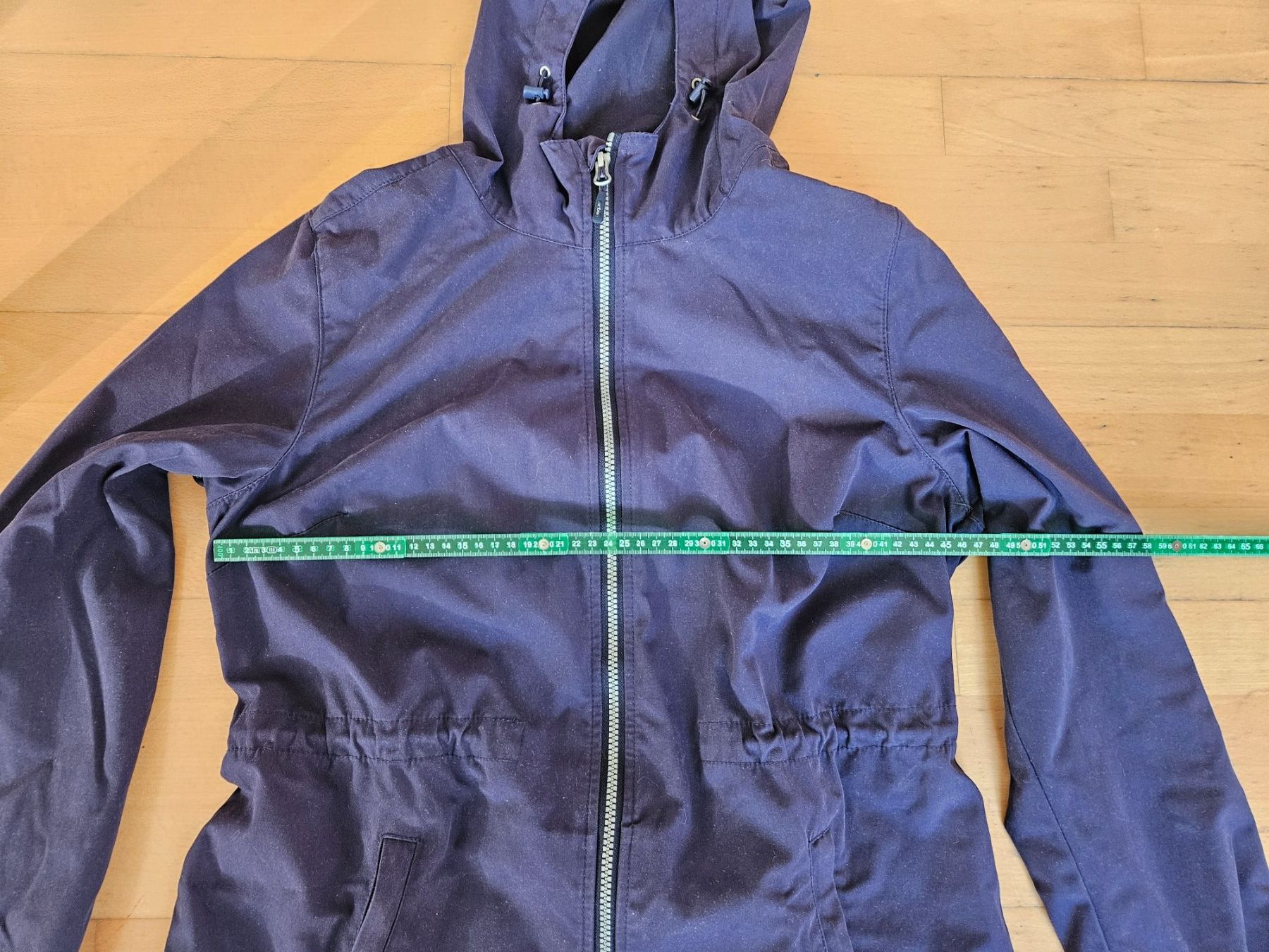 Giacche: Blauer Parka mit Taillenschnur Gr. 38 – Usato da Wettingen venduto da Sk8ertomda 2