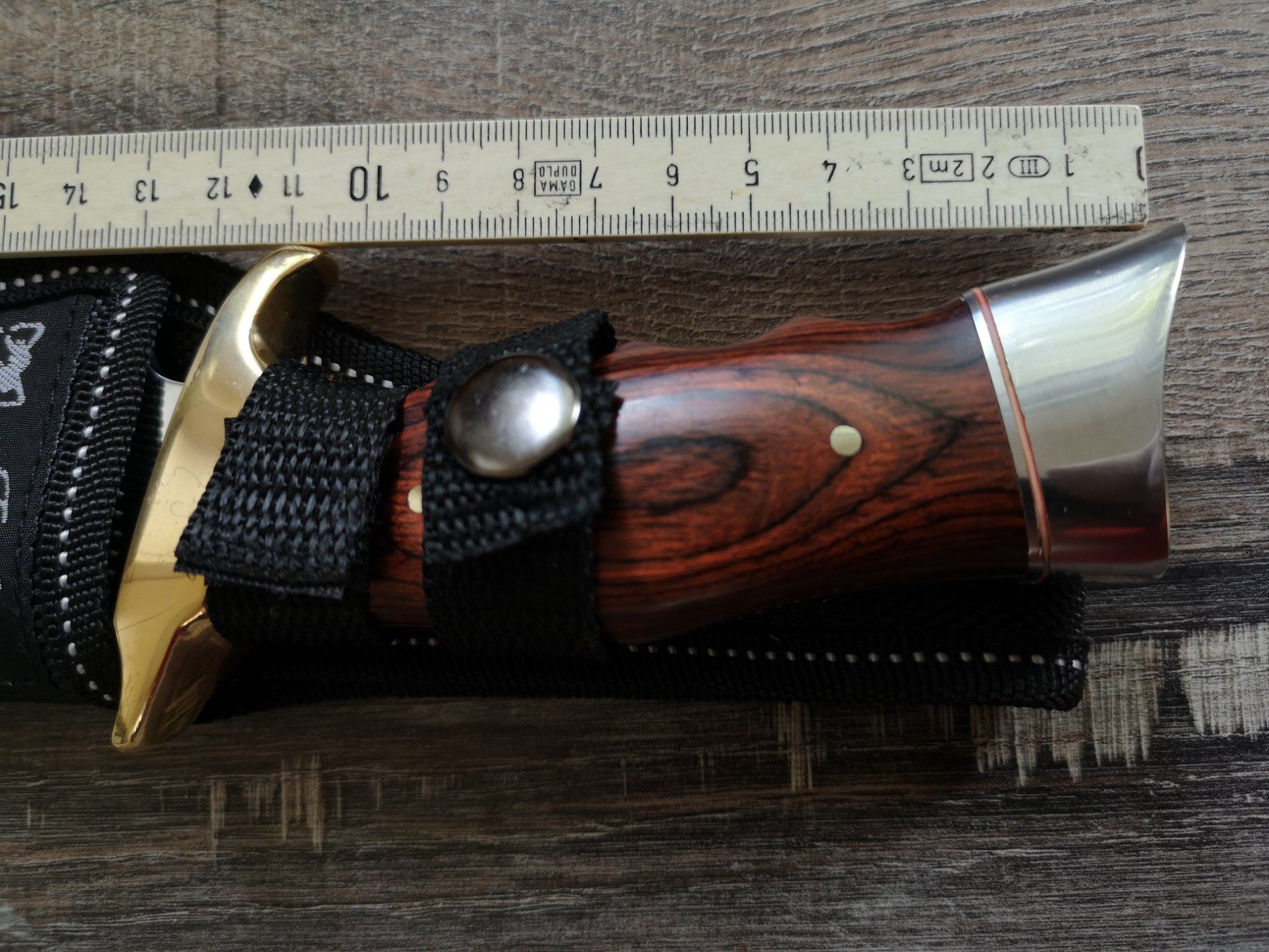 Accessori: Sehr schönes Outdoor Messer – Nuovo e nell'imballaggio originale da Herzogenbuchsee venduto da Melissa110 1