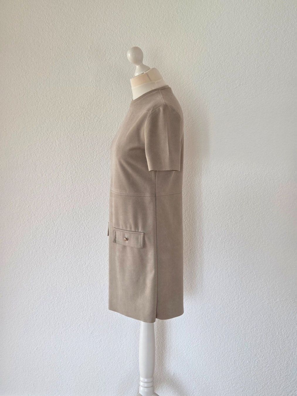 Zara Kleider: Kleid Beige Zara – Gebraucht aus Wängi von Bibo4. 1