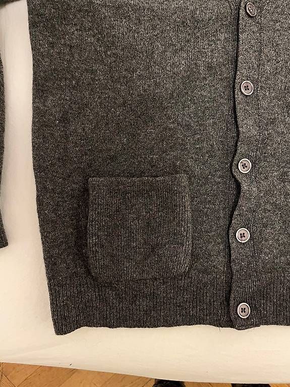 Giacche: Strickjacke Lammwolle Damen M – Usato da Zürich venduto da hello.paulene 2