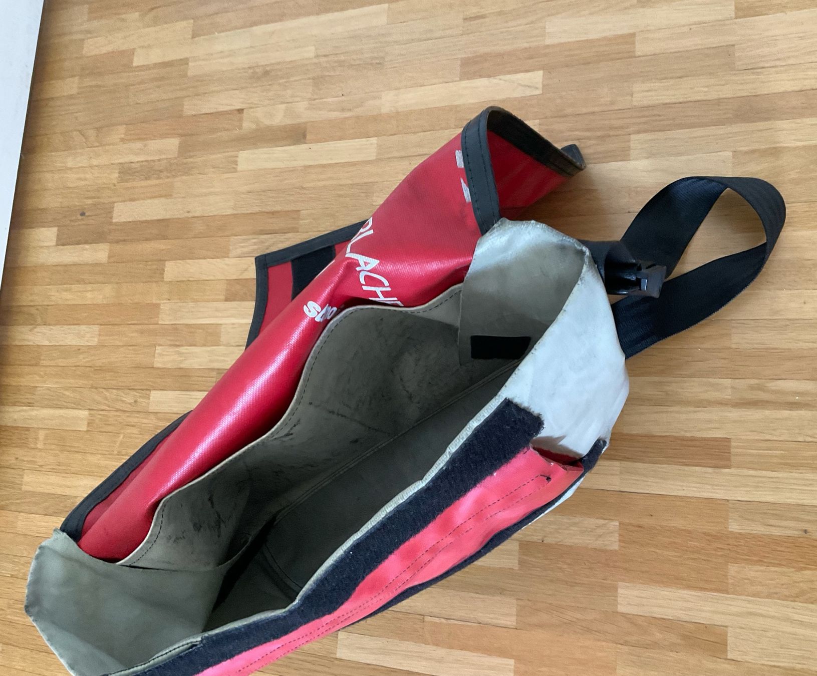 Freitag Taschen: FREITAG MESSENGER TASCHE – Gebraucht aus Zürich von dee_75my 8