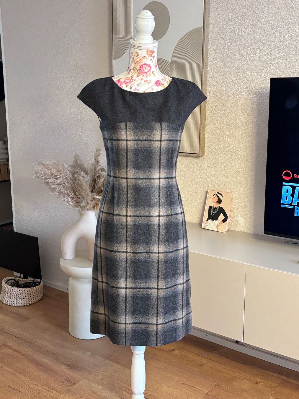 Max Mara Kleider: Max Mara Weekend Cocktailkleid Lanawolle – Gebraucht aus St. Margrethen SG von dijanaO