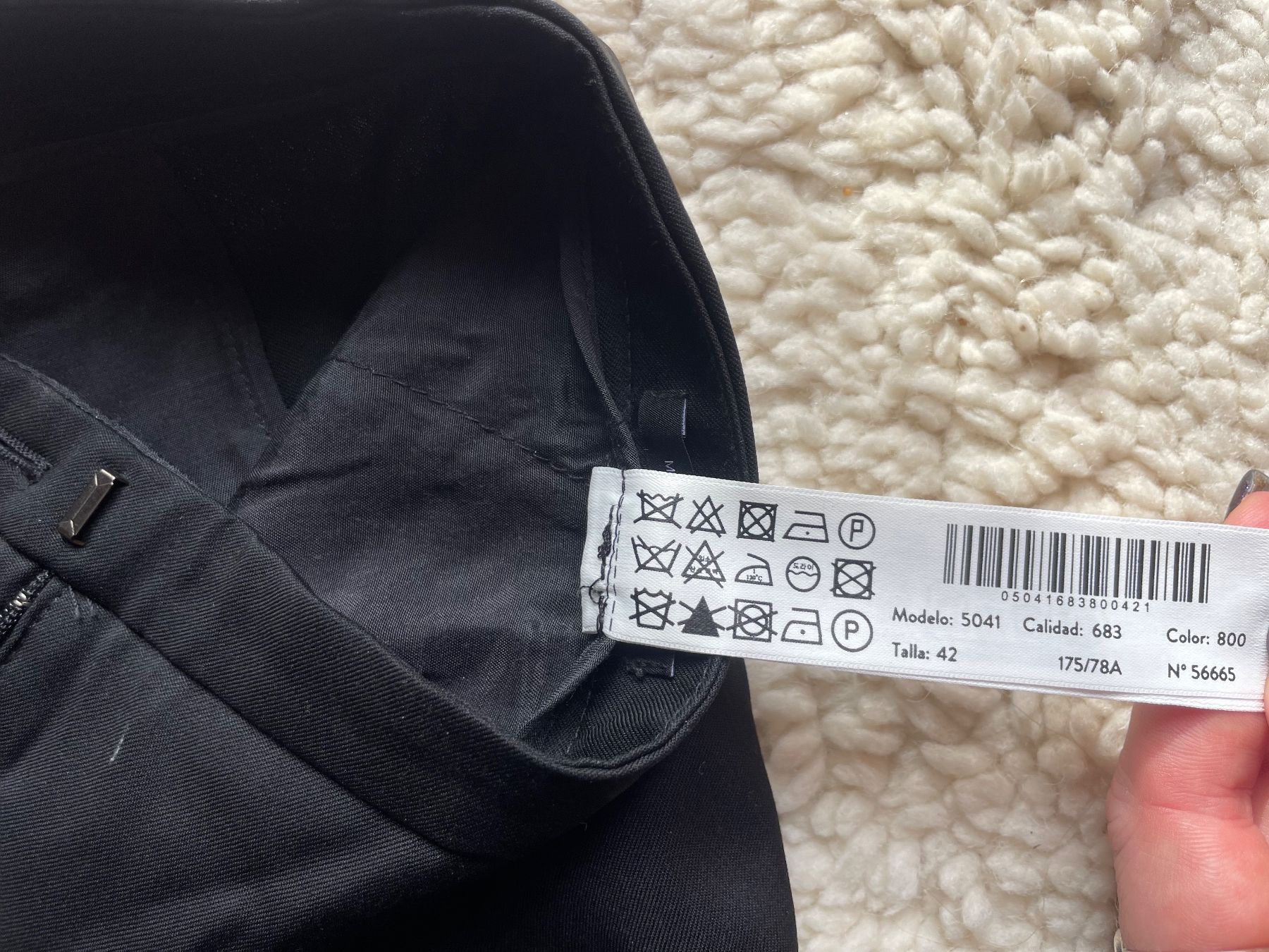 Massimo Dutti Pantaloni: Hose Wolle Massimo Dutti Gr. 42 schwarz – Nuovo (secondo la descrizione) da Zürich venduto da lis_7chm 5