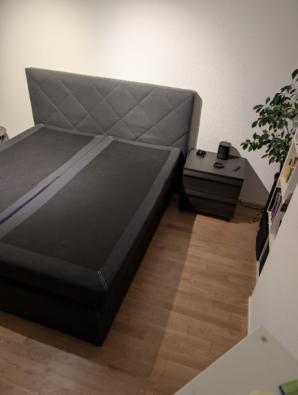 Letti: Boxspringbett 180 x 200 cm – Usato da Frauenfeld venduto da Pfid 2