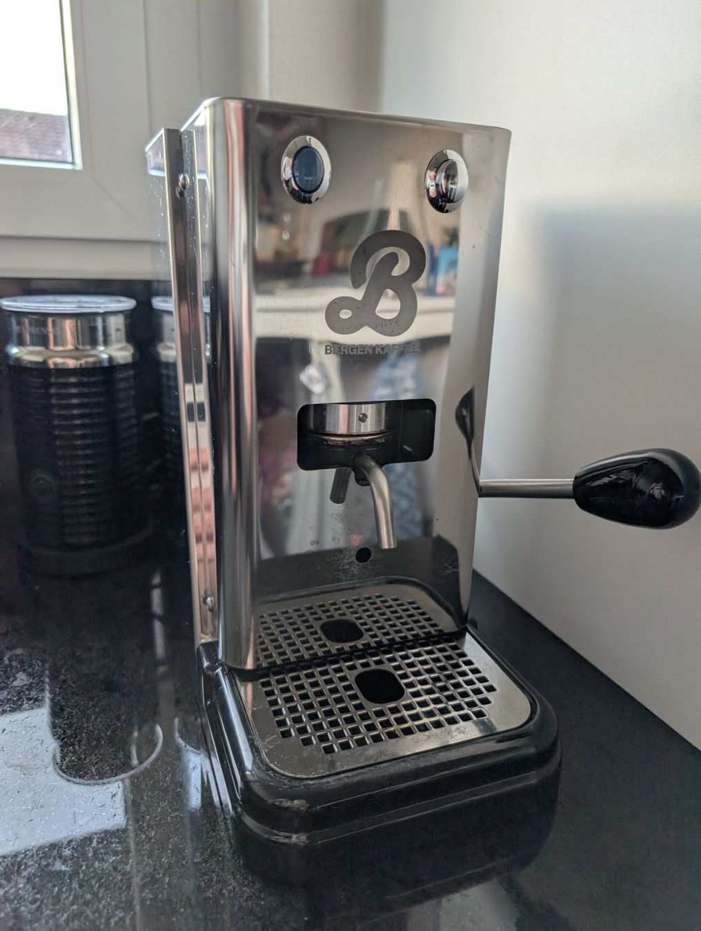 Machines à café & Machines à expresso: Kaffeemaschine, Bergen Kaffee – D'occasion à Luzern par f_nina