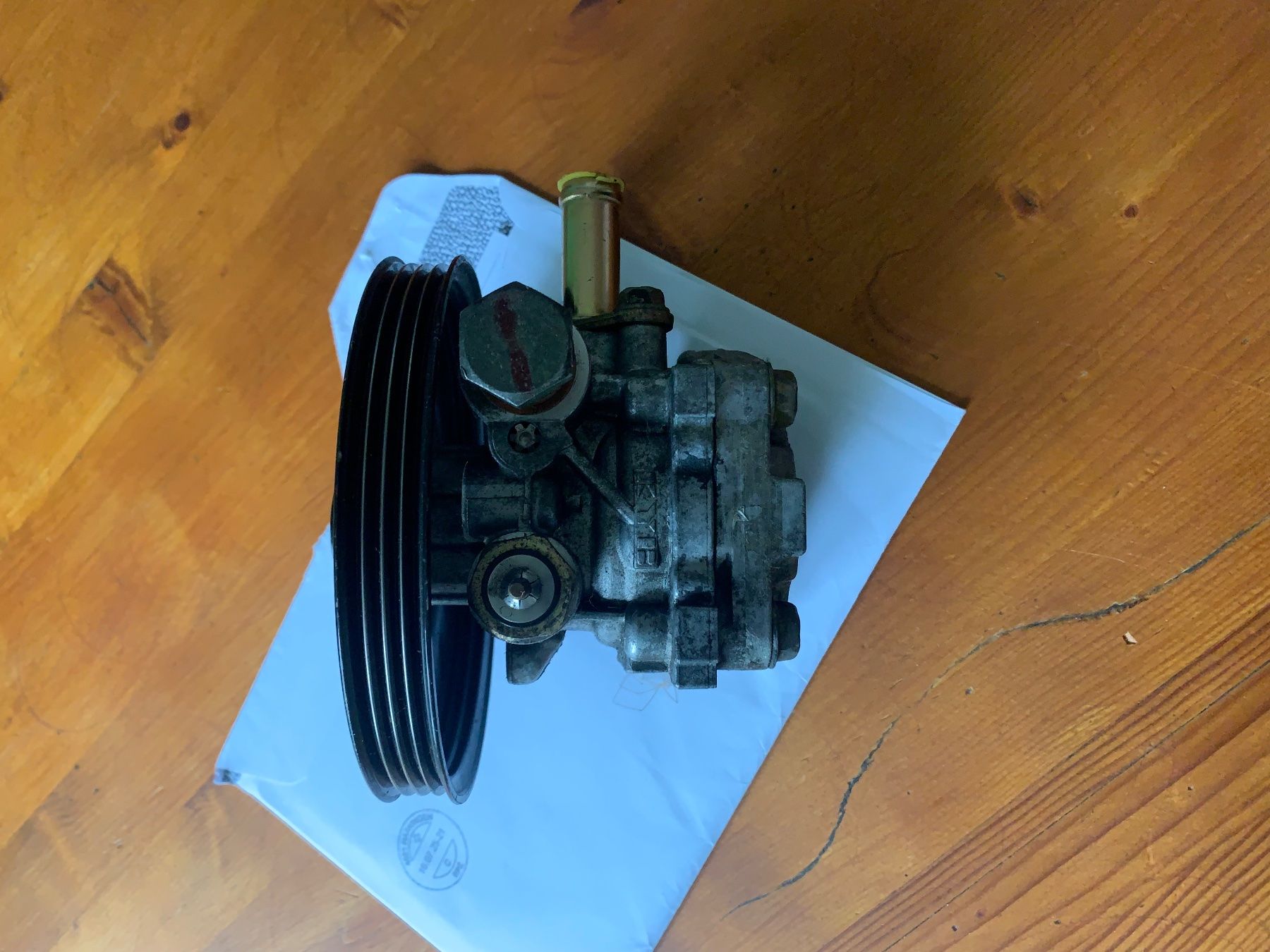 Pompe & Parti di ricambio: Servopumpe zu Suzuki Grand Vitara V6 – Usato da Villmergen venduto da Nico50 1