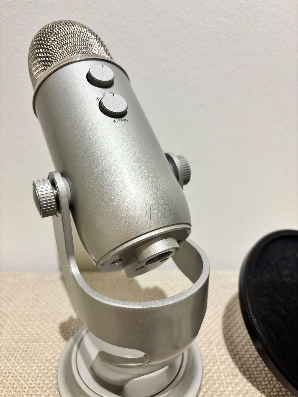 Microphones: Blue Yeti Mikrofon silber – D'occasion à Bottmingen par ana_5hrv 3