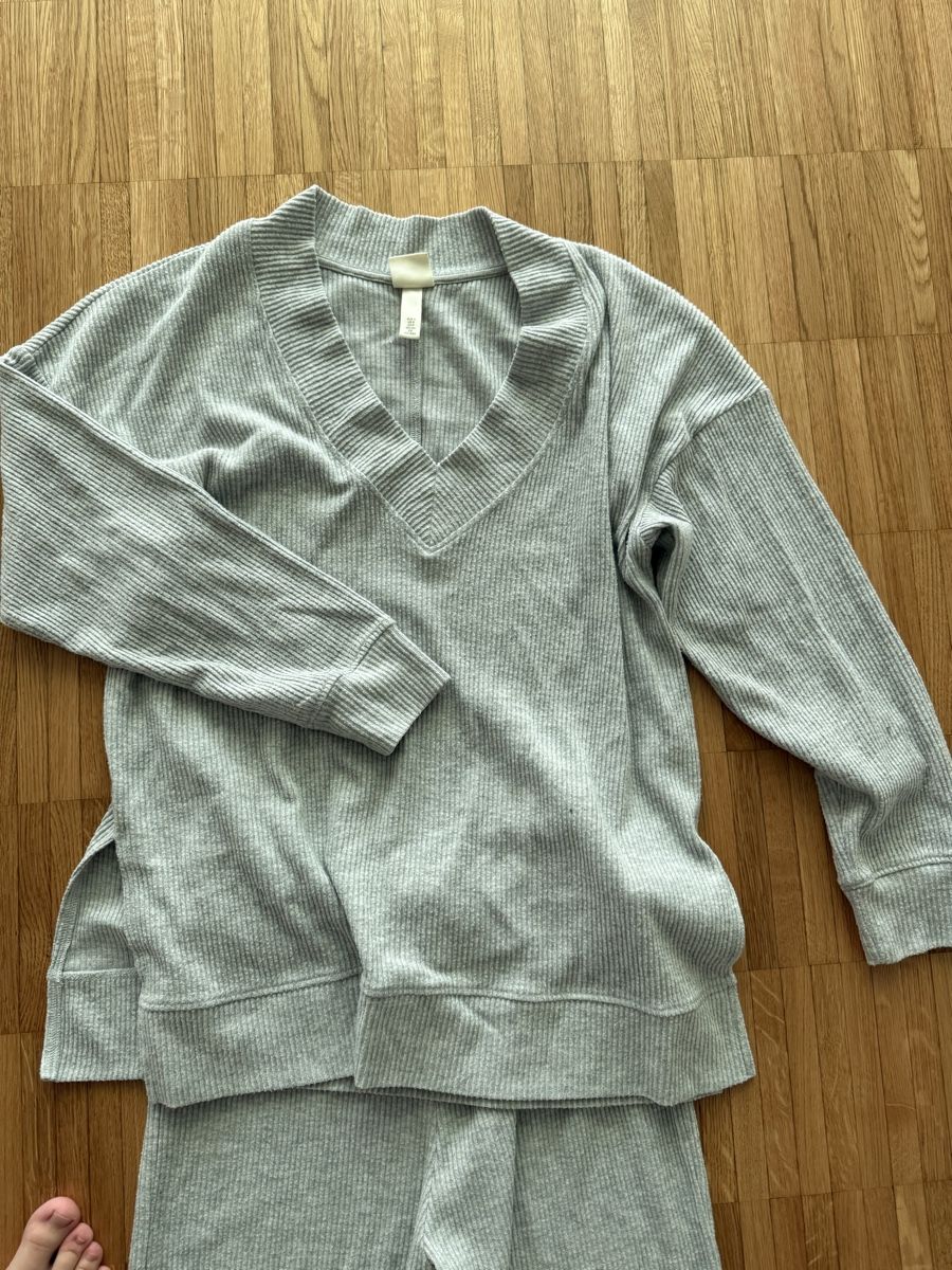 H&M Jumpsuits: Lot ensemble H&M – Gebraucht aus Monthey von sen_6ckr 1