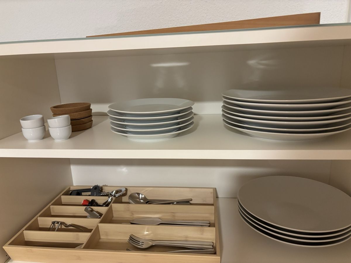 Ikea Set di piatti: Tassen, Teller und Gläser – Usato da Wallisellen venduto da Parky63 1