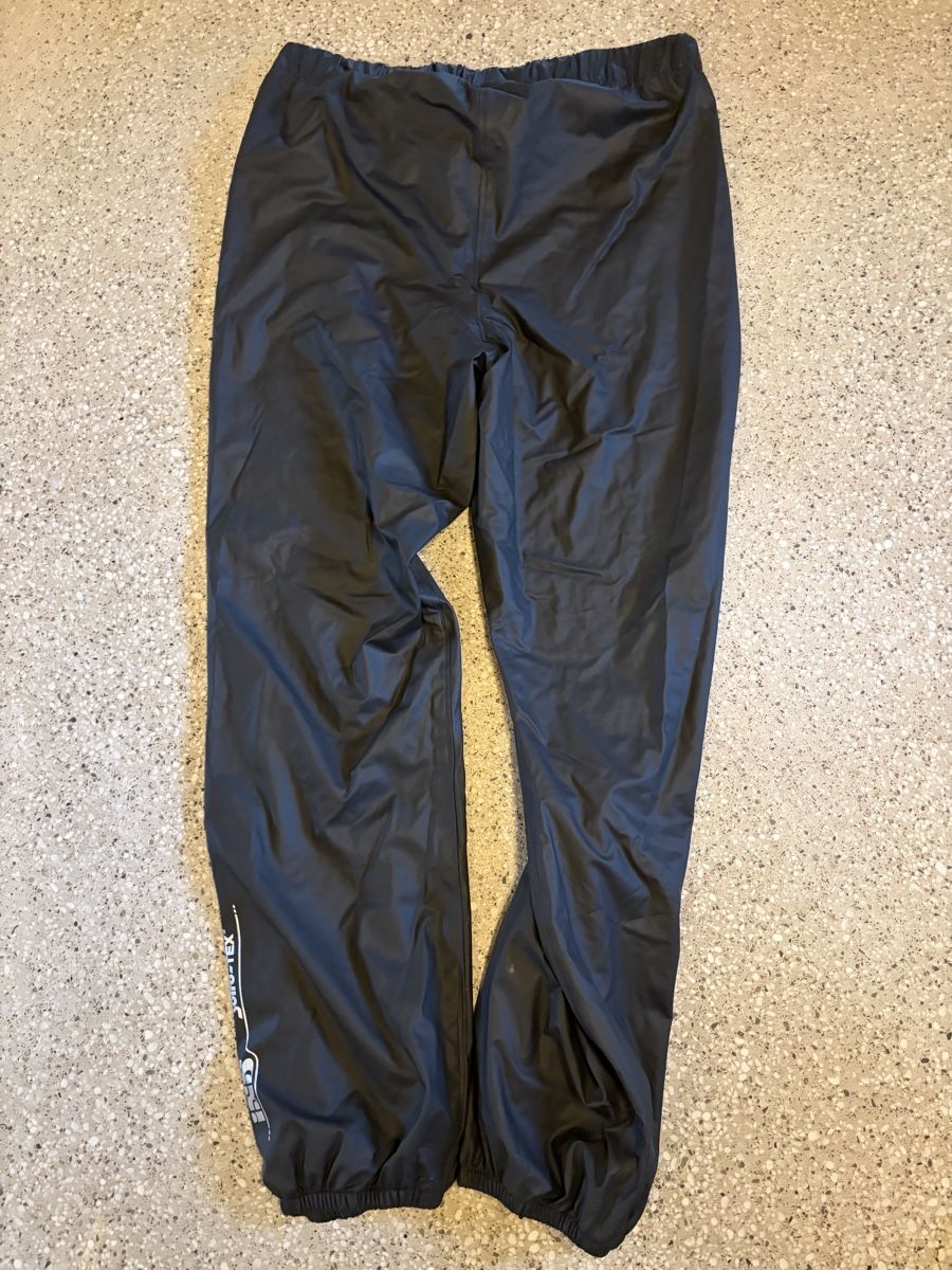 IXS Hosen: iXS X-Regenhose Croix – Gebraucht aus Davos Dorf von Panda21