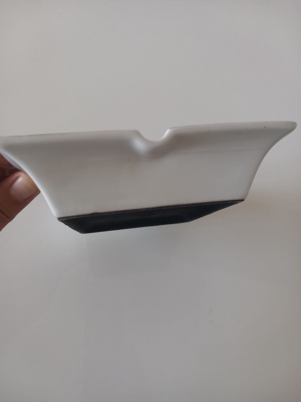 Hermès Aschenbecher: Hermes cendrier dauphins bordure platine – Gebraucht aus Genève von GenevaLuxury 9