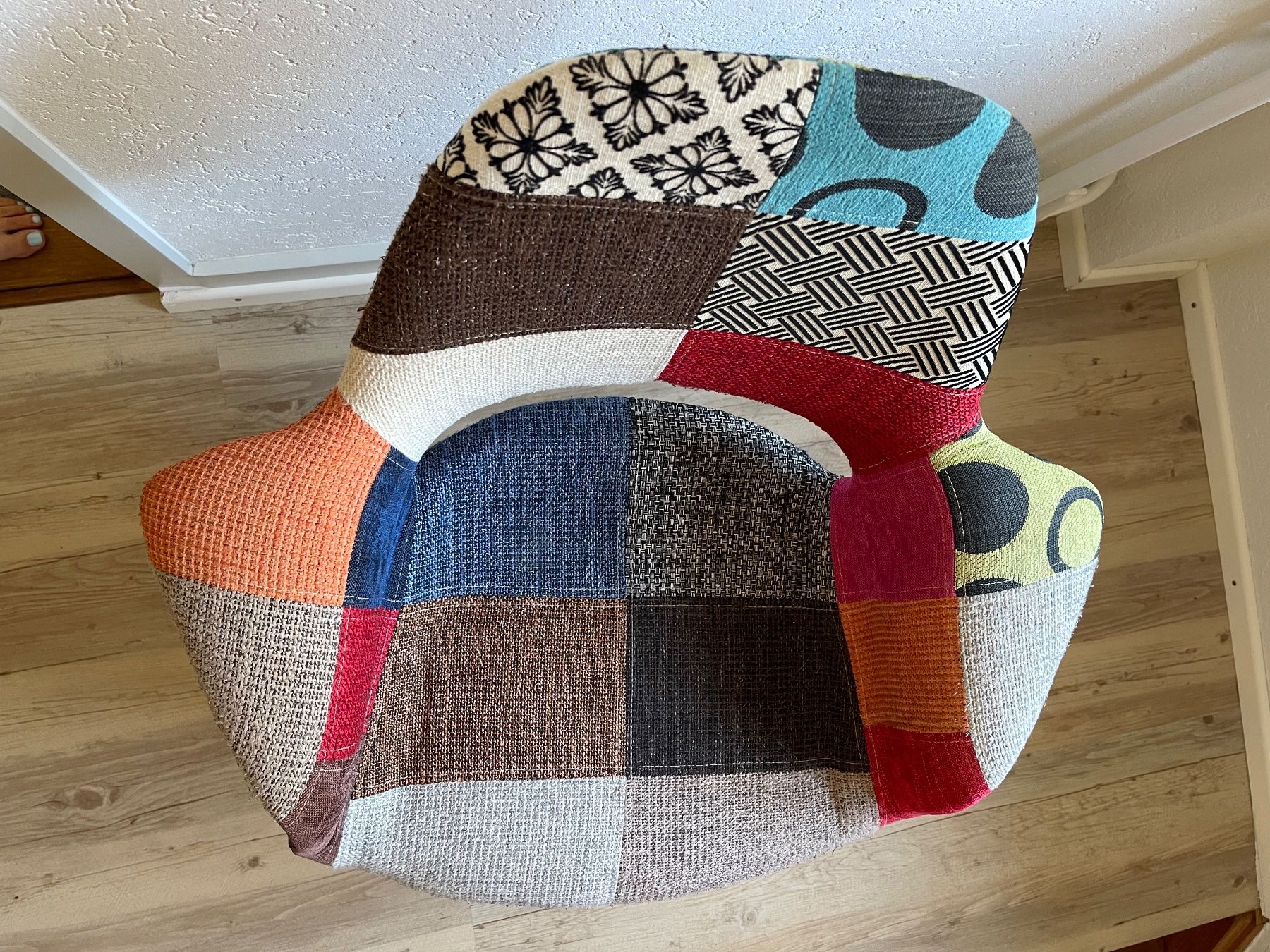 Livique Sedie: Armlehnstuhl Patchwork Design Holzbeine gebraucht – Usato da Niedergösgen venduto da MacWinder 1