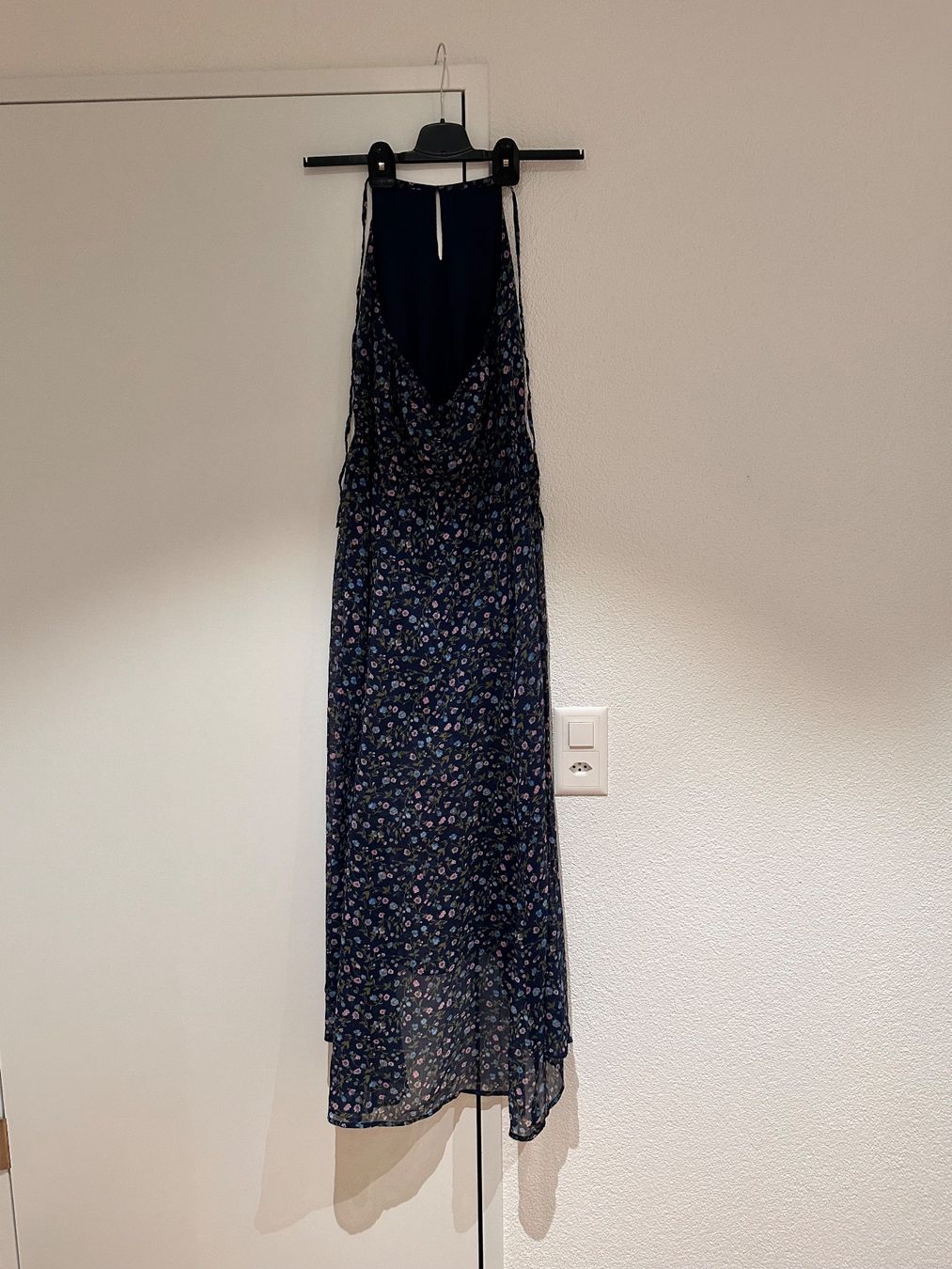 Abercrombie Kleider: Sommerliches Maxikleid mit Blumenmuster, Grösse S/36 – Gebraucht aus Tuggen von wollistar 7
