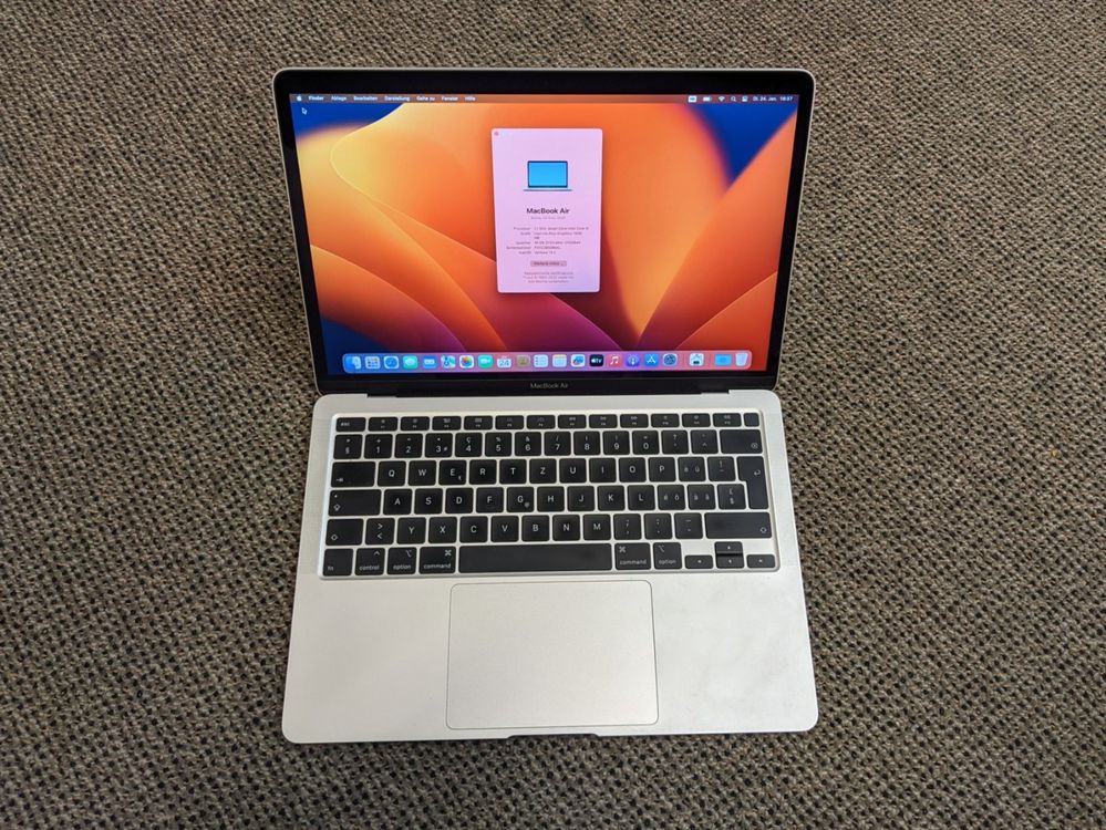 MacBook Air 13