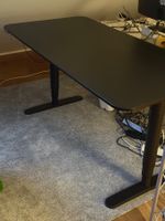 Stehpult/Schreibtisch schwarz elektrisch höhenverstellbar