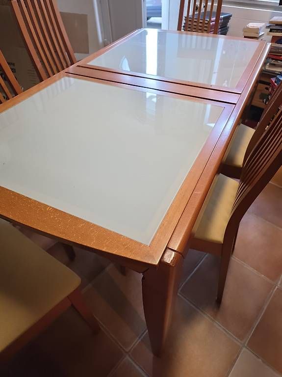 Calligaris Set di tavolo e panche: Table à rallonge  Calligaris + 6 Chaises – Usato da Chavannes-le-Chêne venduto da Flovw 3
