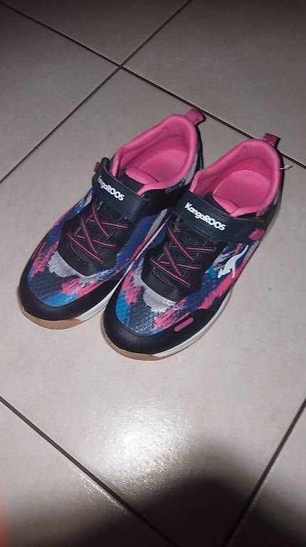 Scarpe per ragazze: Hallenschuh, Turnschuh – Usato da Wangen ZH venduto da oky-doky