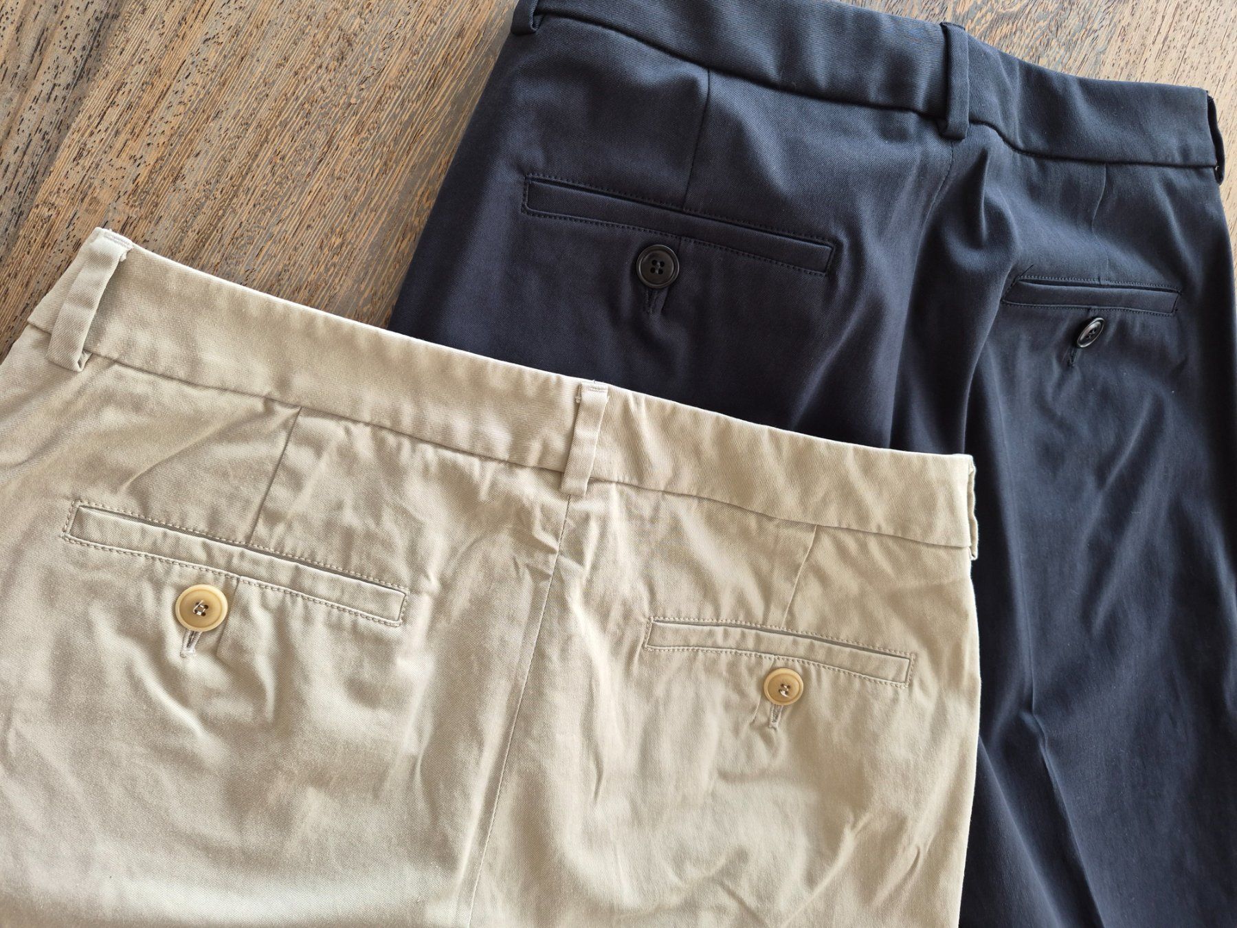 Max Mara Lots de vêtements: Kleiderpaket 2 MaxMara Hosen "Cigarette" – D'occasion à Zürich par Mokile 2