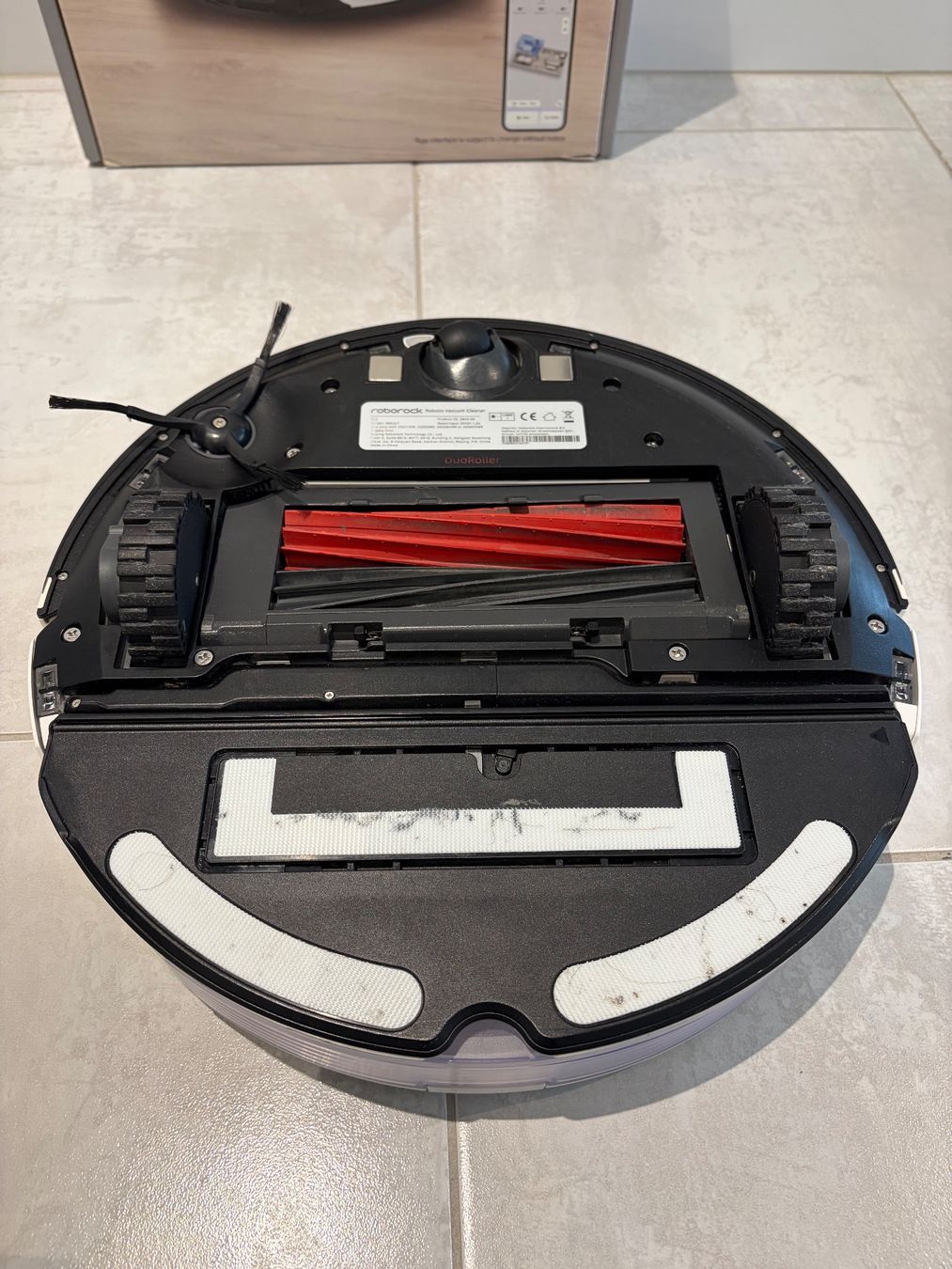 Roborock Staubsauger & Zubehör: Roborock S8 – Defekt / Bastlergerät – Defekt aus Hinwil von Cla_rbk8 2