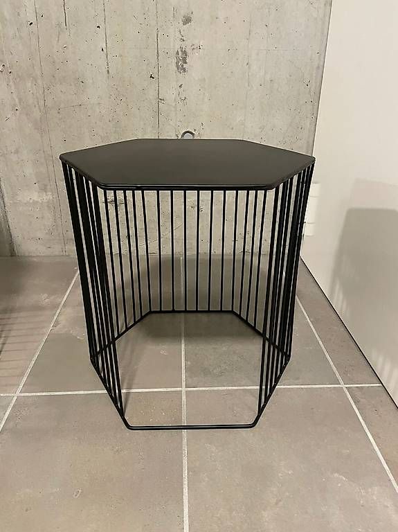 Nachttische: Coppia comodini metallici neri, come nuovo – Gebraucht aus Lugano von tittidea 1
