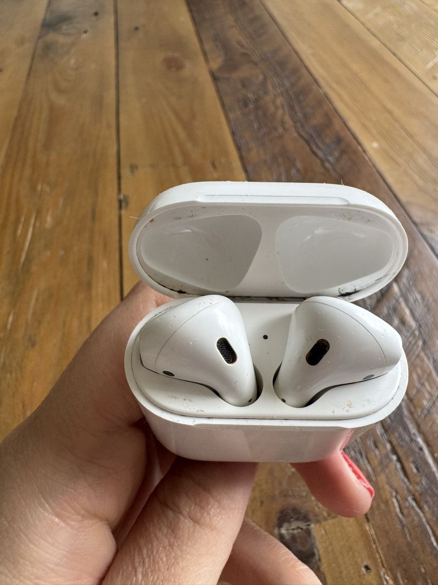 Apple Cuffie: Apple Airpods 1 – Usato da Männedorf venduto da mariadelrocioeberle 5