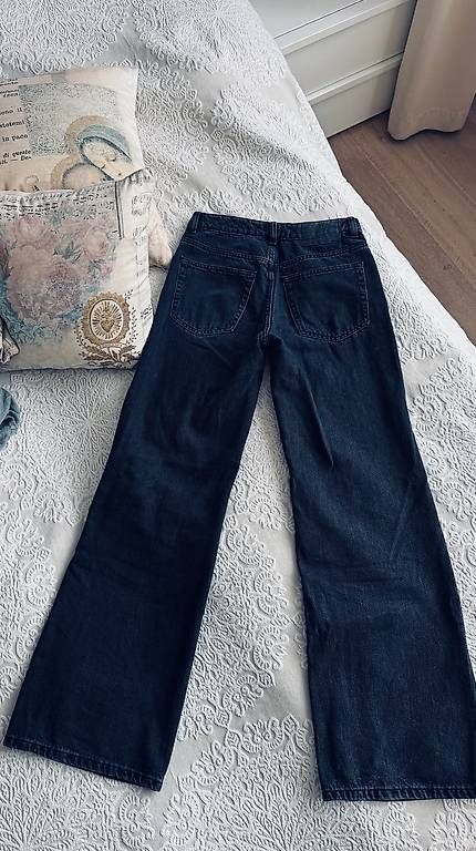 Jeans: Jeans Wide Leg – Usato da Hünenberg See venduto da Schulers 2