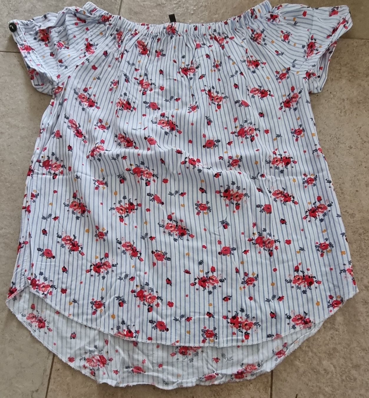 Camicette: 3 Blusen-Oberteile gr.M – Usato da Grossdietwil venduto da GNOM313 2