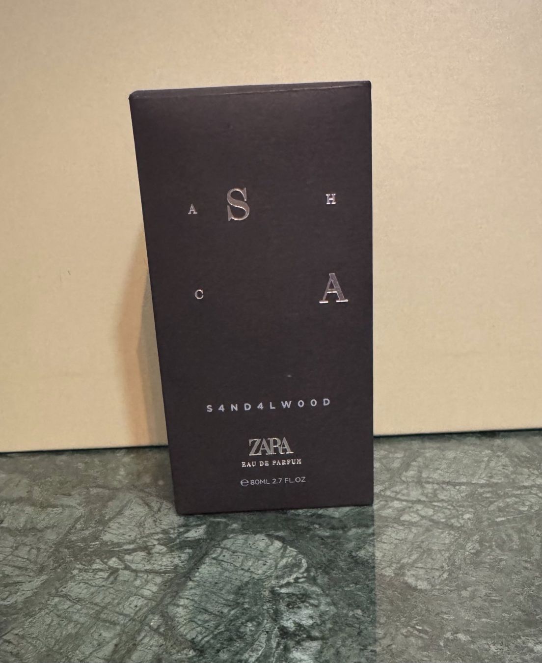 Zara Parfum & Eau de Toilette: Zara S4ND4LW00D - Eau de parfum (80ml) – Gebraucht aus Zürich von MnC16 1