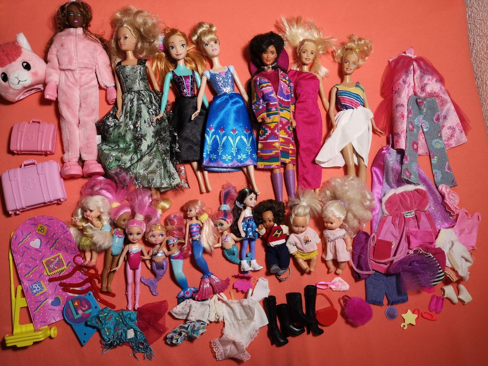Bambole: BARBIE PUPPEN LOT – Usato da MUEHLEBERG venduto da Cocolinette