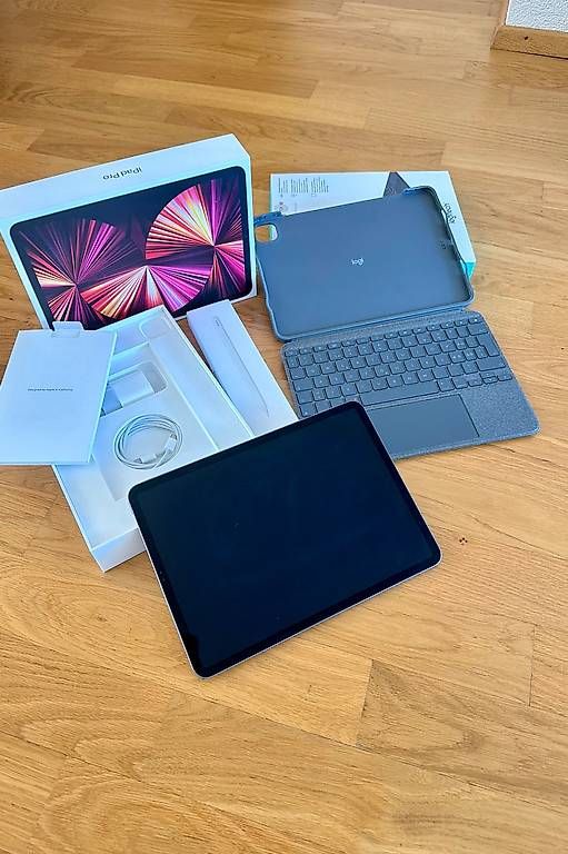 Tablet PC: Apple iPad Pro M1 11", Apple Pencil, Logitech Combo Touch – Gebraucht aus Winterthur von peterbosze