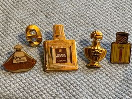 Pin Brosche Badge goldfarben, 5 Stk, von Parfummarken