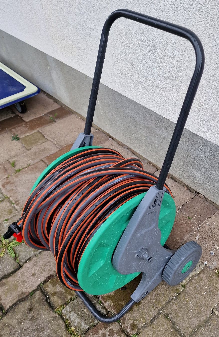 Gardena Rohre & Schläuche: Schlauchwagen mit 50m Schlauch – Gebraucht aus Mauren TG von  2