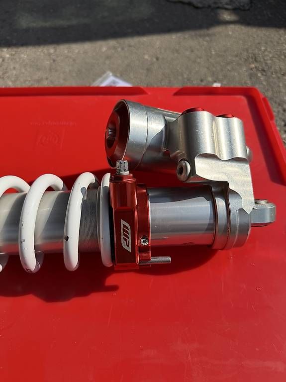 Sonstiges Fahrzeugzubehör: WP XACT PRO 8950 Stossdämpfer – Gebraucht aus Rüti ZH von Olivia0909 1