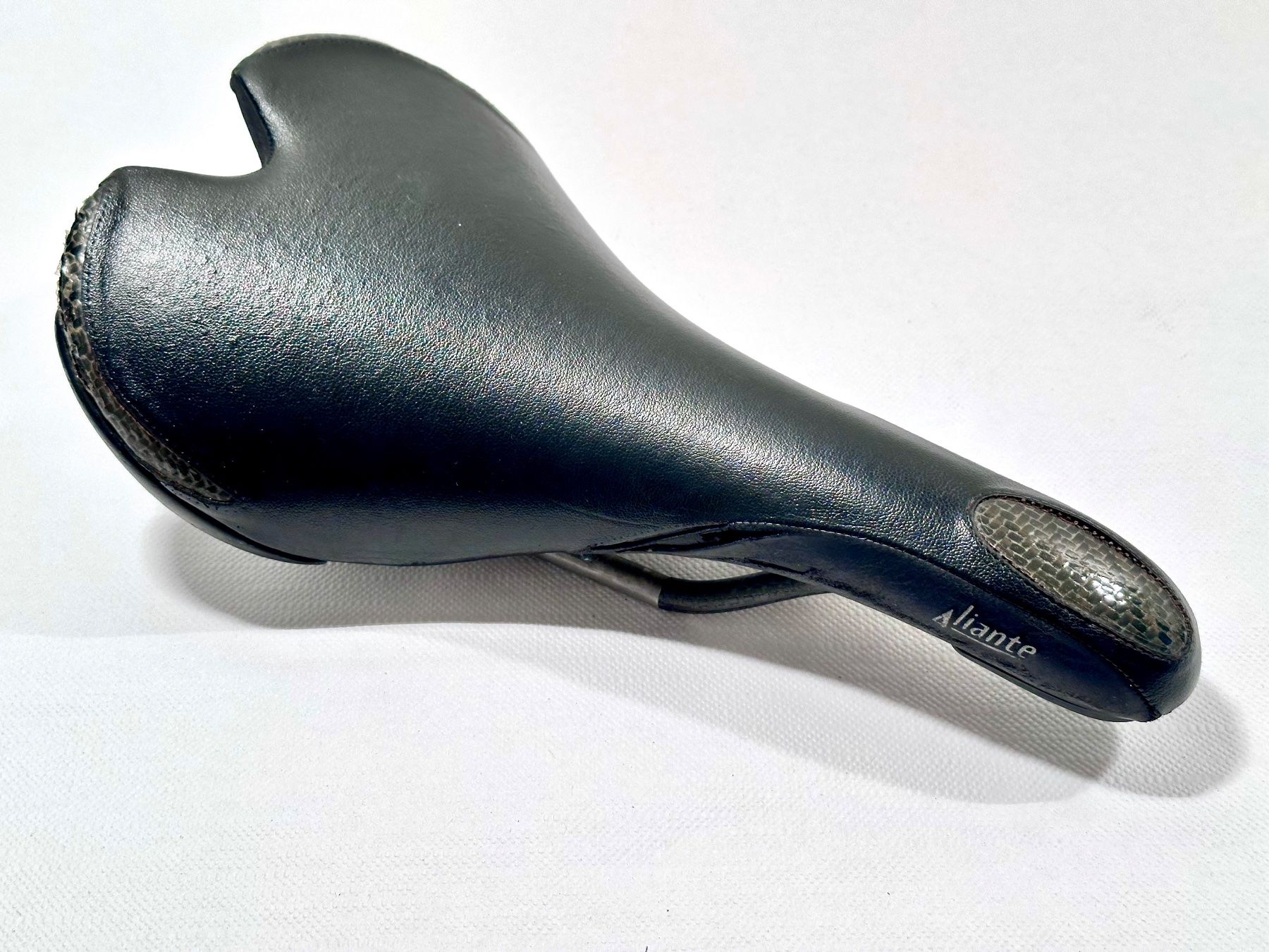 Fizik Ersatzteile: Fizik Aliante saddle Sattel 218g – Gebraucht aus Luzern von bikeandbeltcom