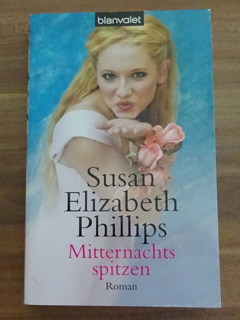 Libri: Mitternachtsspitzen von Susan Elizabeth Phillips – Nuovo (secondo la descrizione) da Wagenhausen venduto da M.Sieg