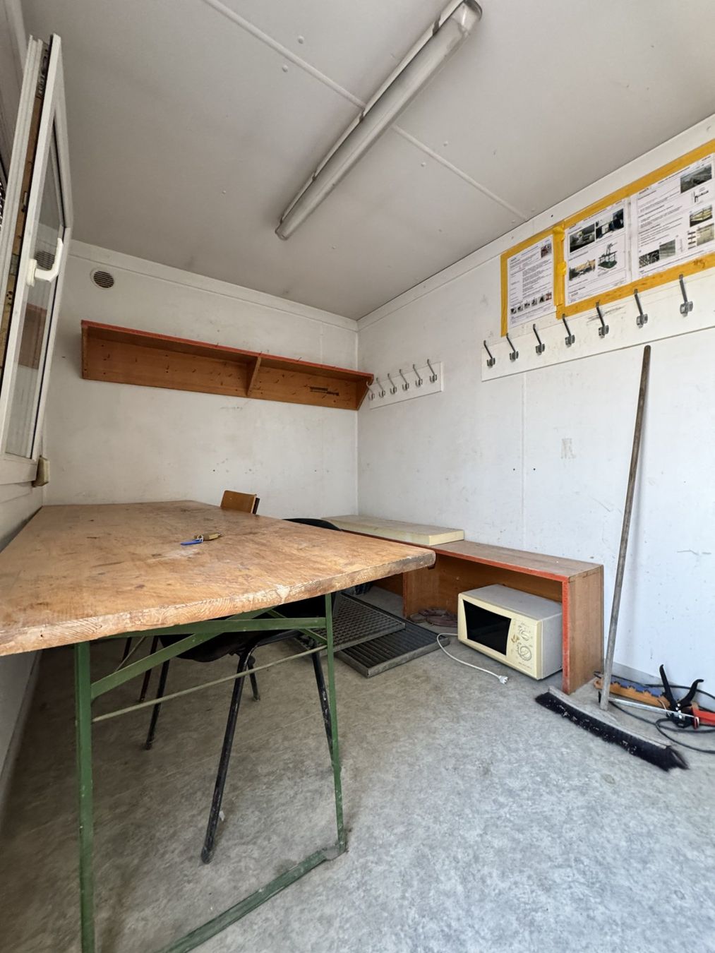 Baucontainer: Mannschaftsbaracke Container gross inkl. Inhalt – Gebraucht aus Hunzenschwil von Zubler_AG_5502 3