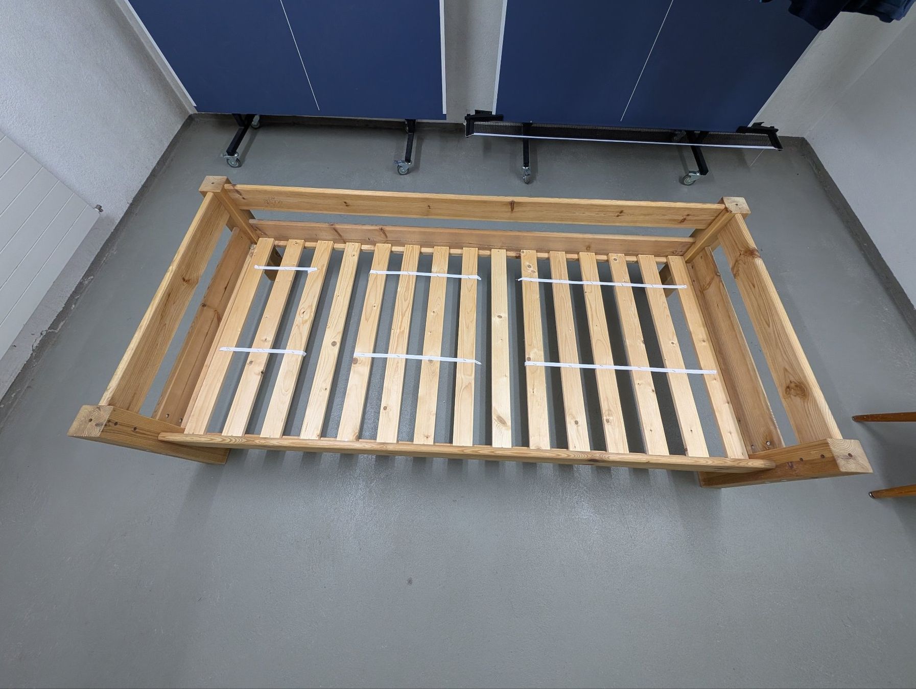 Betten: Flip - Einzelbett 90x200 – Gebraucht aus Stäfa von milk79 4