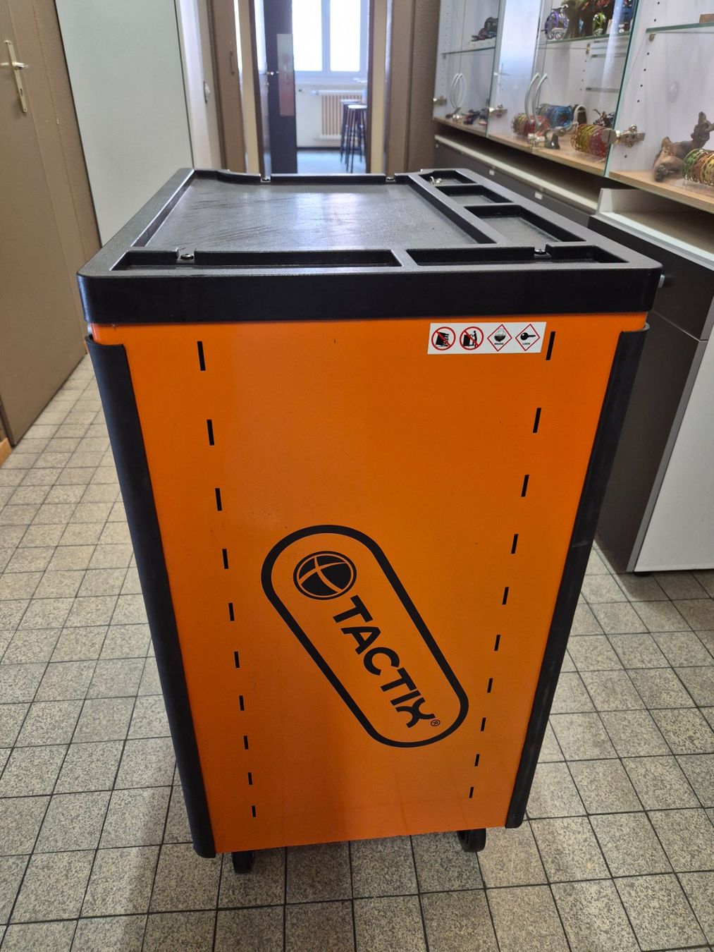 Banconi: Servante atelier TACTIX 68x48x93 cm – Usato da La Chaux-de-Fonds venduto da Bretelle 2
