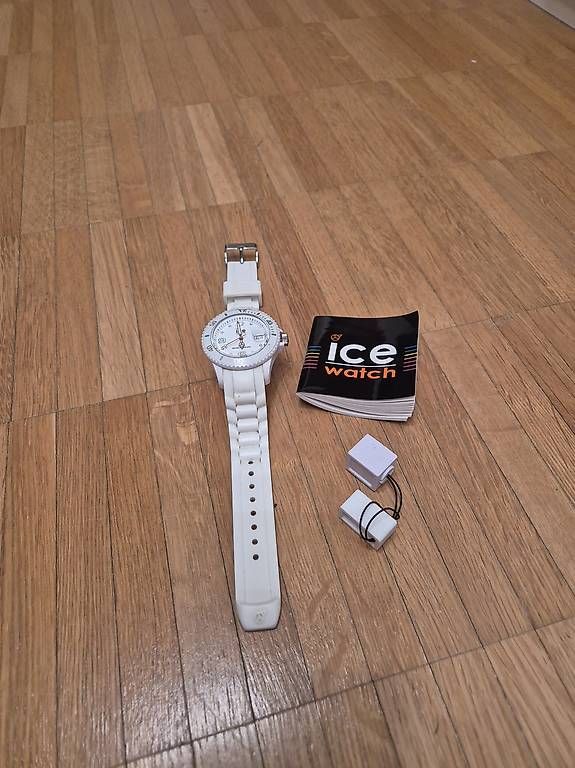 Uhren: Ice Watch – Gebraucht aus Steffisburg von leizte74