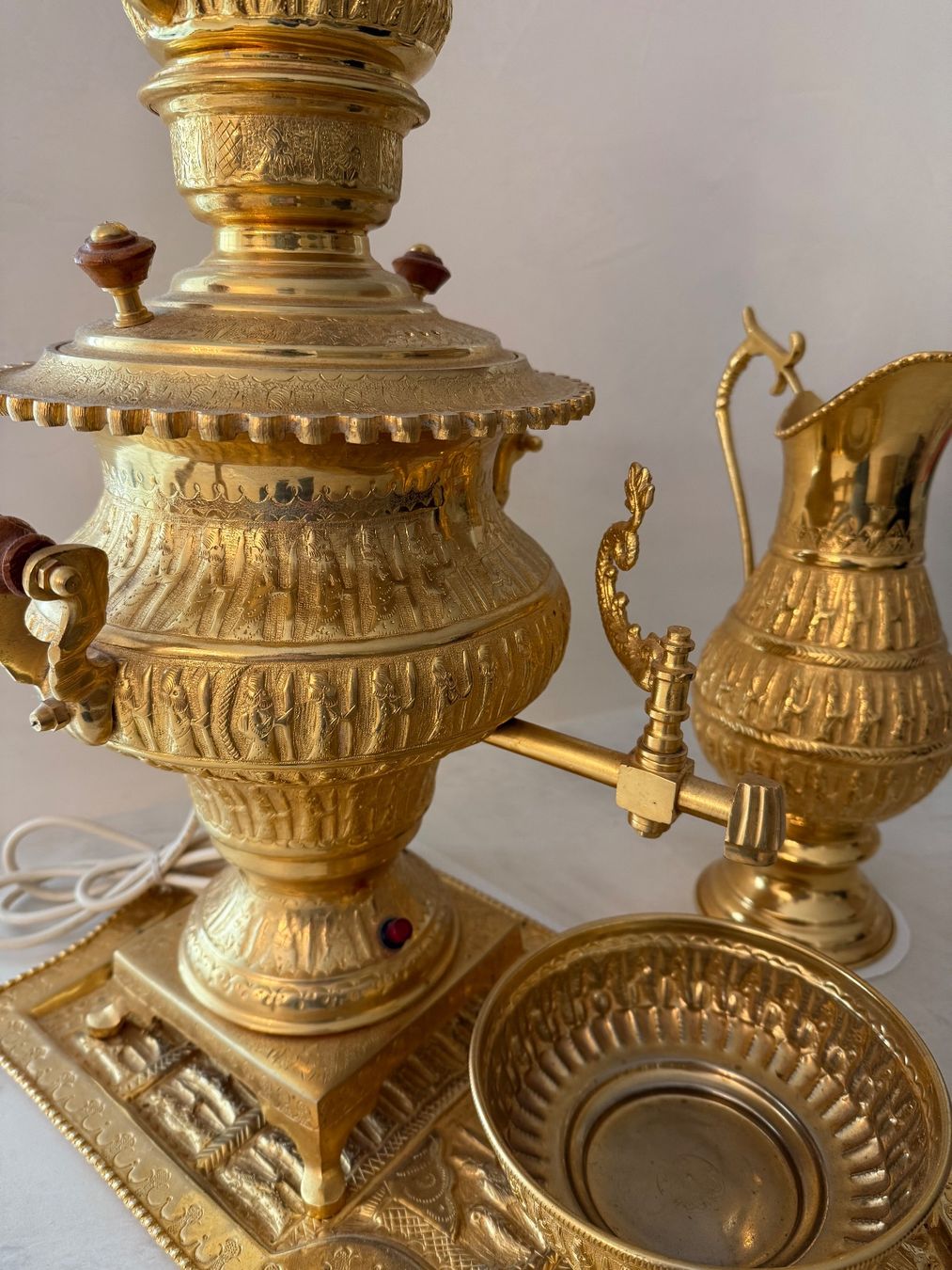 Teiere: Goldener Samowar Teekocher Set Vintage – Usato da Abtwil SG venduto da akbones 1