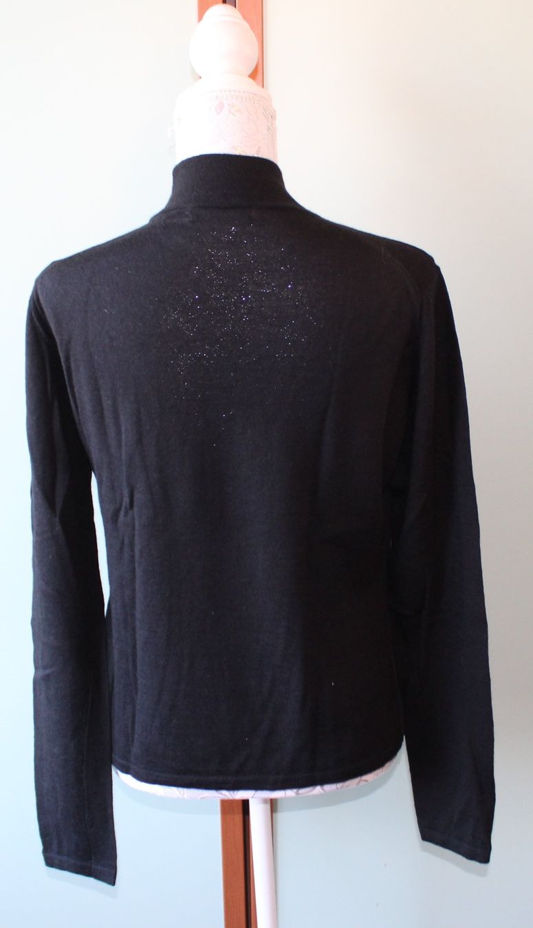 Globus Pullover & Sweatshirts: Pullover von *ESSENTIAL Globus* – Gebraucht aus Schaan von antikes_und_kurioses 3
