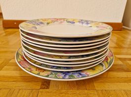 10 Assiettes Tulipe à motif floral