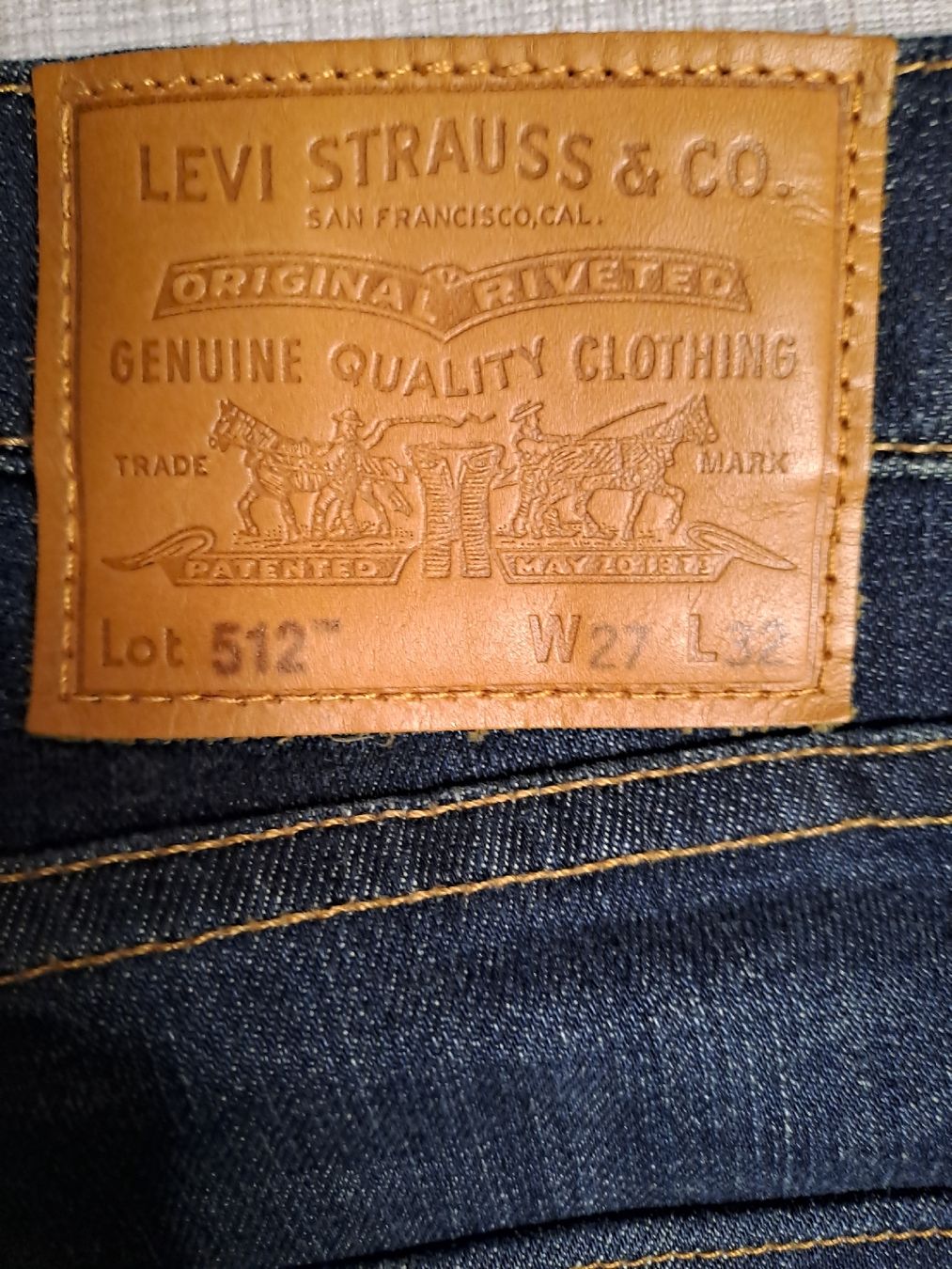 Levi's Jeans: Levi's Jeans 512 Premium W27 L32 – Gebraucht aus Capolago von LA.BOTTEGA 4