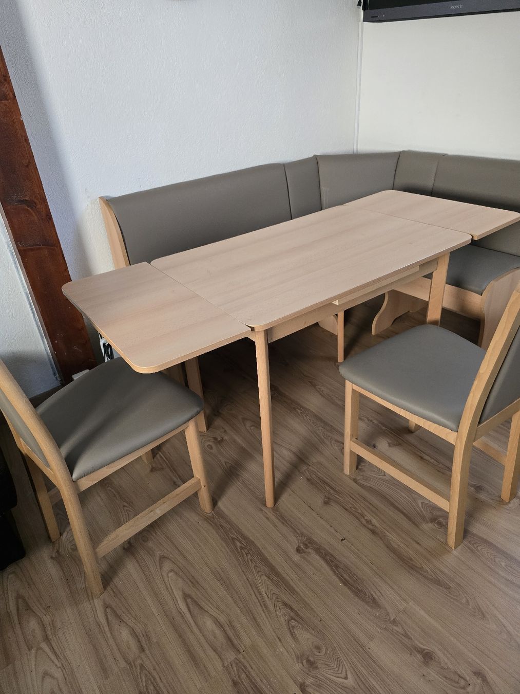 Tischset: salle à manger – Neu (gemäss Beschreibung) aus Muraz (Collombey) von Bahazm 1