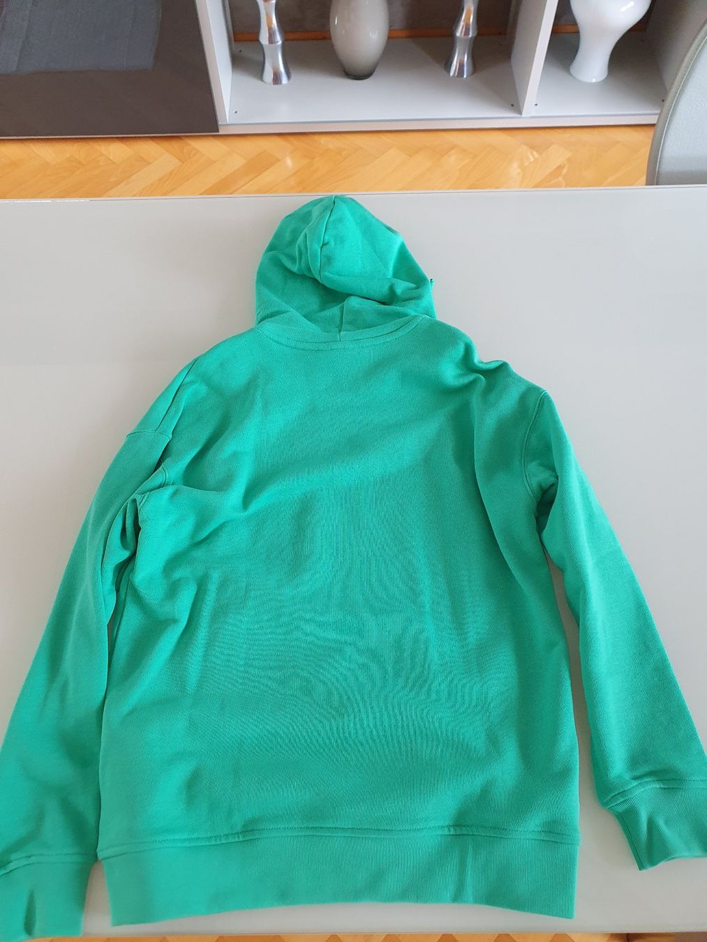 Adidas Maglioni & Felpe: Sweat à capuche Adidas vert avec logo blanc – Nuovo e nell'imballaggio originale da Grand-Lancy venduto da kri_qk5y 4