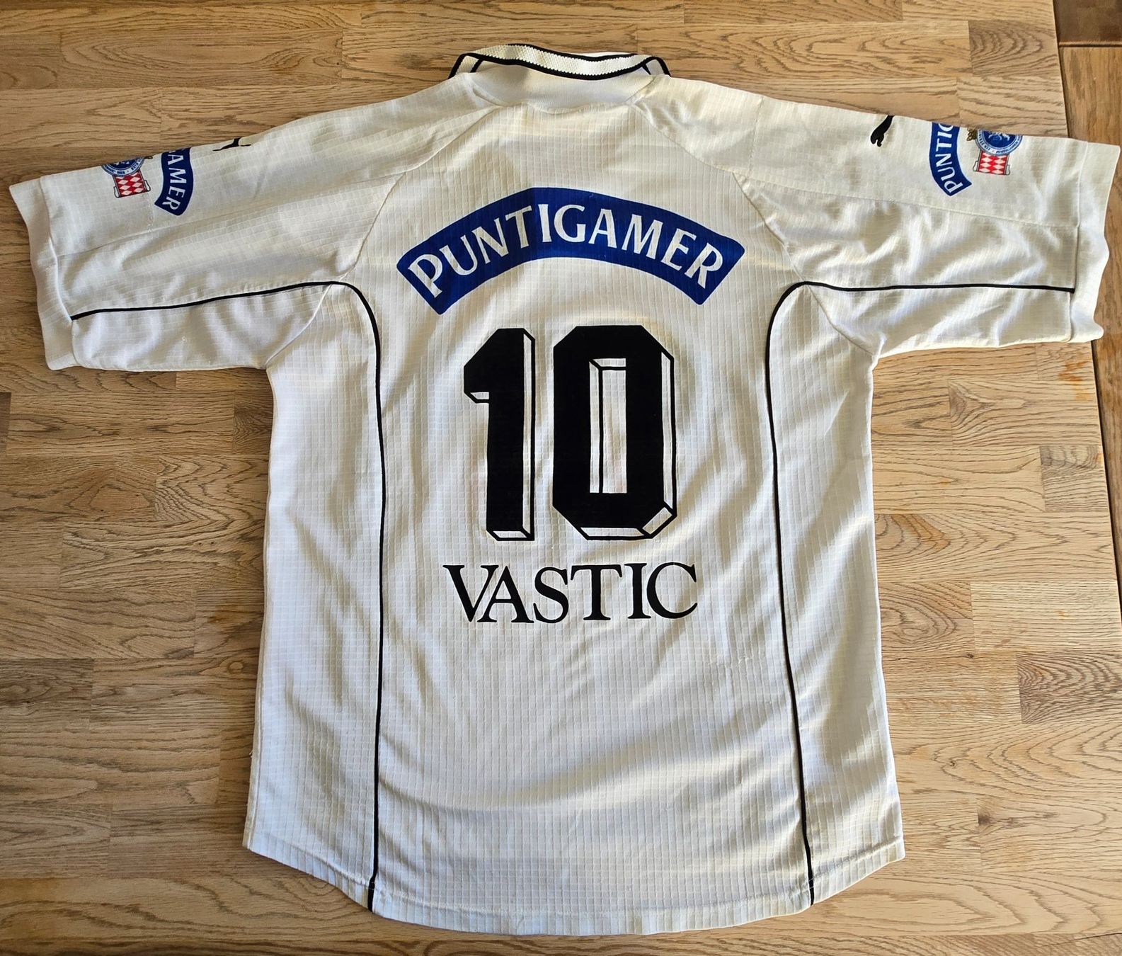 Puma Canottiere & Pantaloni: Sturm Graz | Vastic | 1999/00 | Vintage – Usato da Zollbrück venduto da MiKron 1