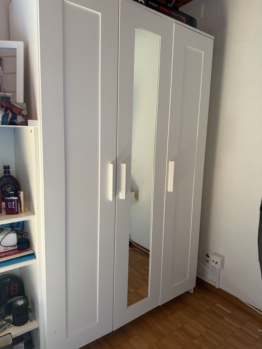 Ikea Armadi: Ikea Kleiderschrank Brimnes – Usato da Boppelsen venduto da Dr.Hund